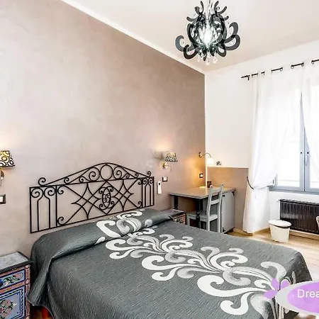 Nocleg ze śniadaniem Dream Station 3*
