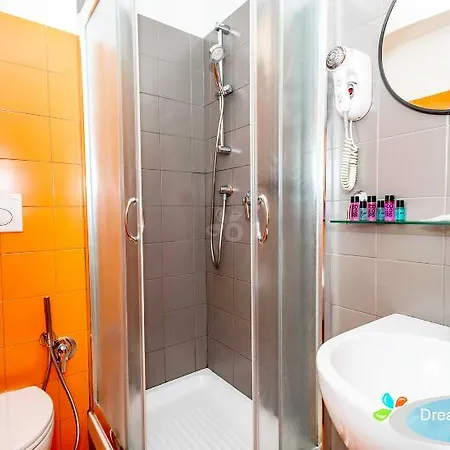 Dream Station לינה וארוחת בוקר