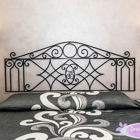 Dream Station Bed and Breakfast 4*